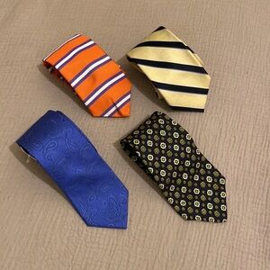 Paul Fredrick , Paul Stuart , Nicola Ferri, Bruno Piattelli ties. Set 3 pieces